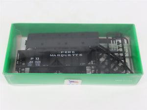 HO Scale Bowser 55633 PM Pere Marquette 2-Bay Covered Hopper #20026 Kit SEALED