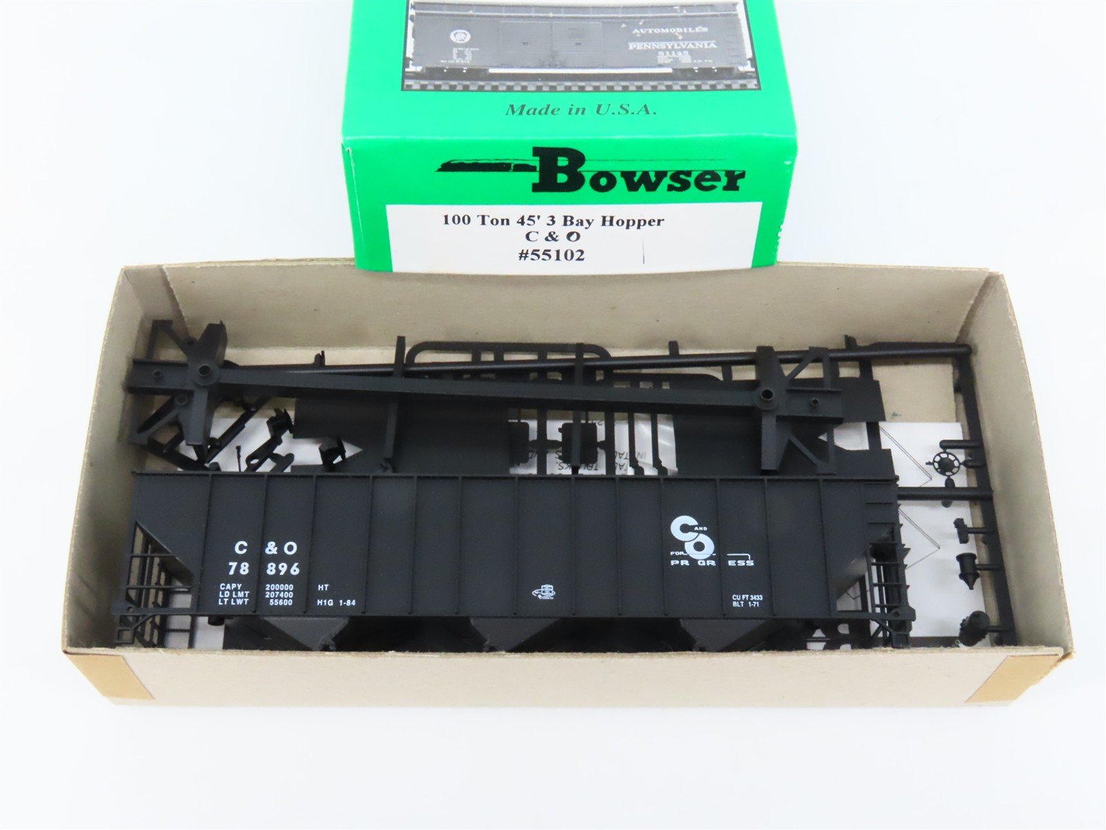 HO Scale Bowser Kit 55102 C&O Chesapeake & Ohio Progress 3-Bay Open Hopper 78896