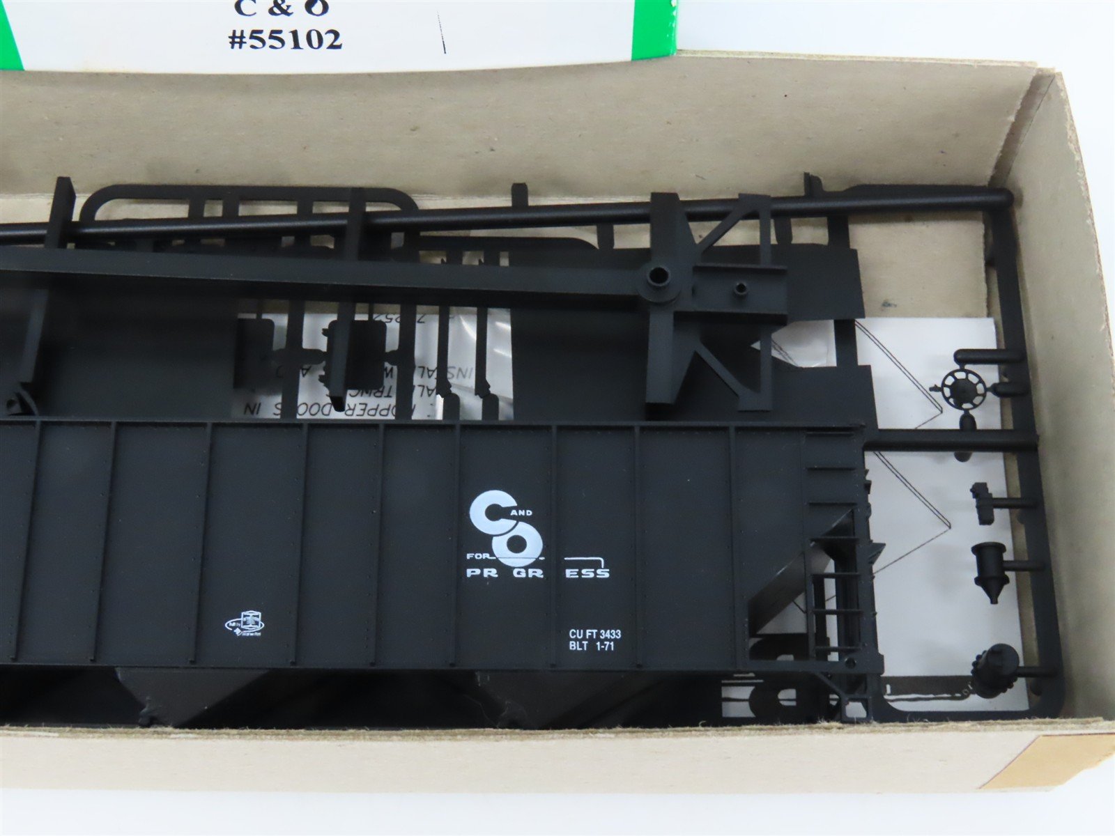 HO Scale Bowser Kit 55102 C&O Chesapeake & Ohio Progress 3-Bay Open Hopper 78896