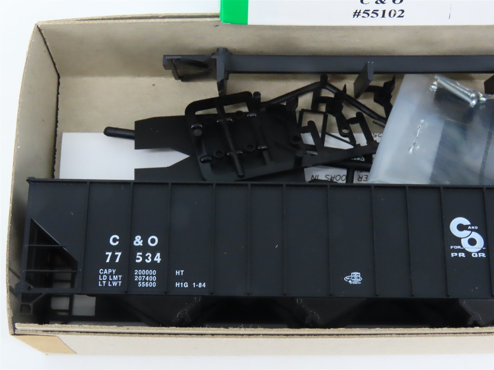 HO Scale Bowser Kit 55102 C&O Chesapeake & Ohio Progress 3-Bay Open Hopper 77534
