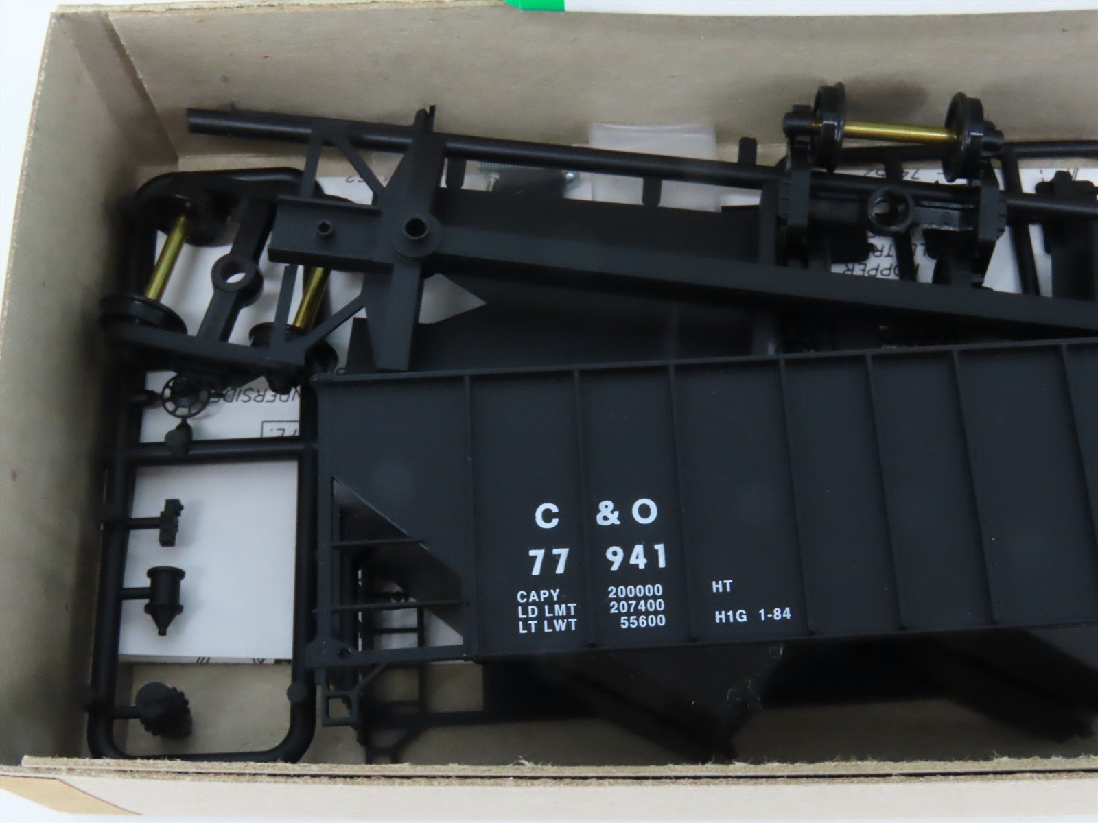 HO Scale Bowser Kit 55102 C&O Chesapeake & Ohio Progress 3-Bay Open Hopper 77941