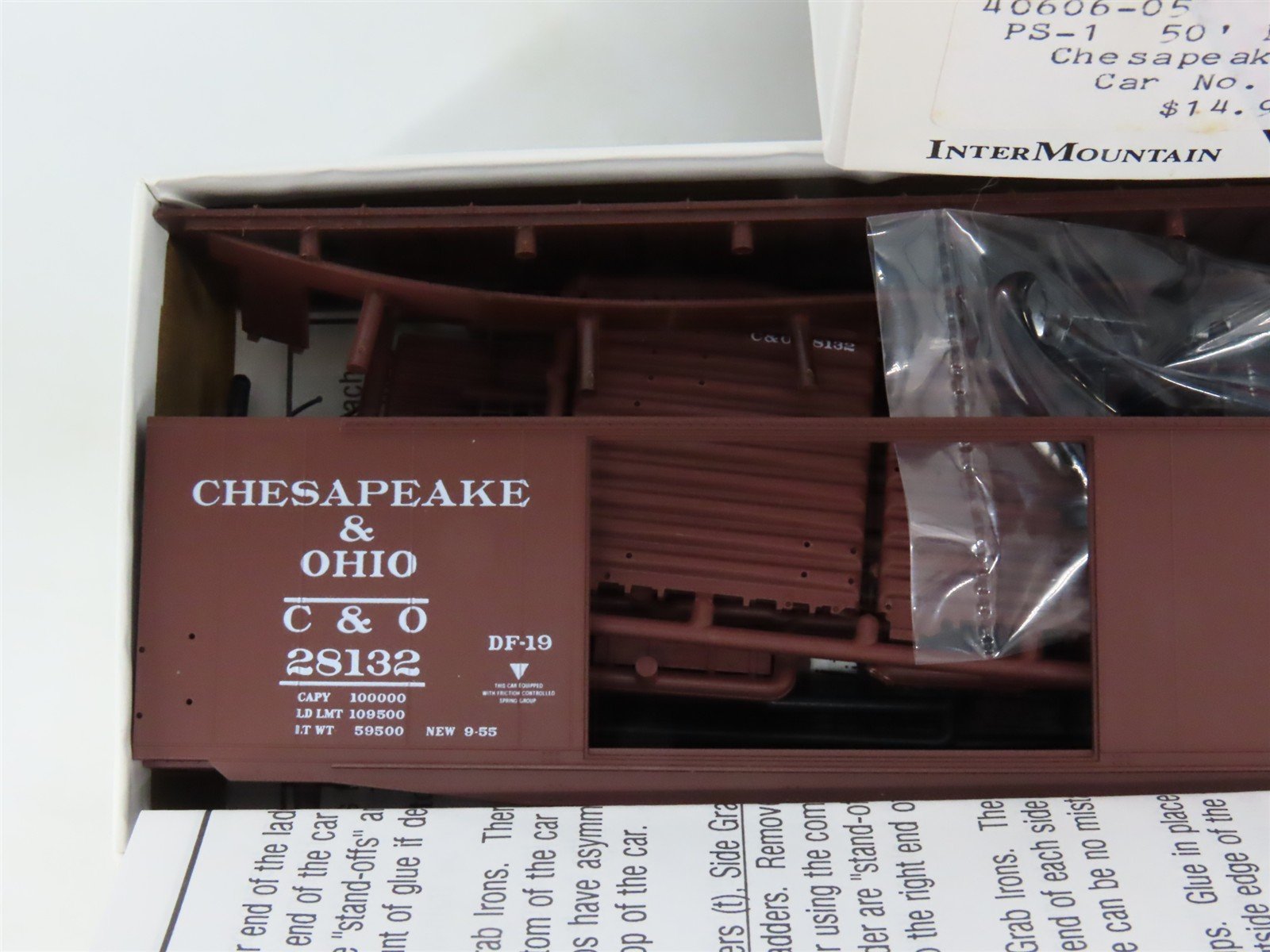 HO InterMountain Kit 40606-05 C&O Chesapeake & Ohio Progress 50' Box Car #28132