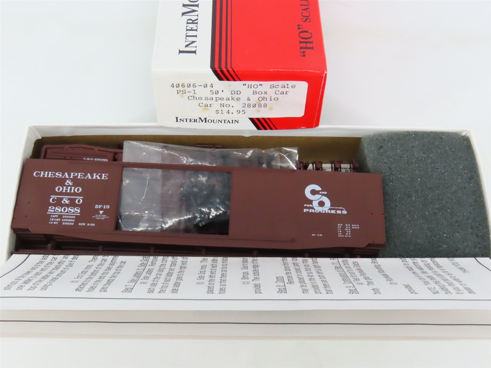 HO InterMountain Kit 40606-04 C&O Chesapeake & Ohio Progress 50' Box Car #28088