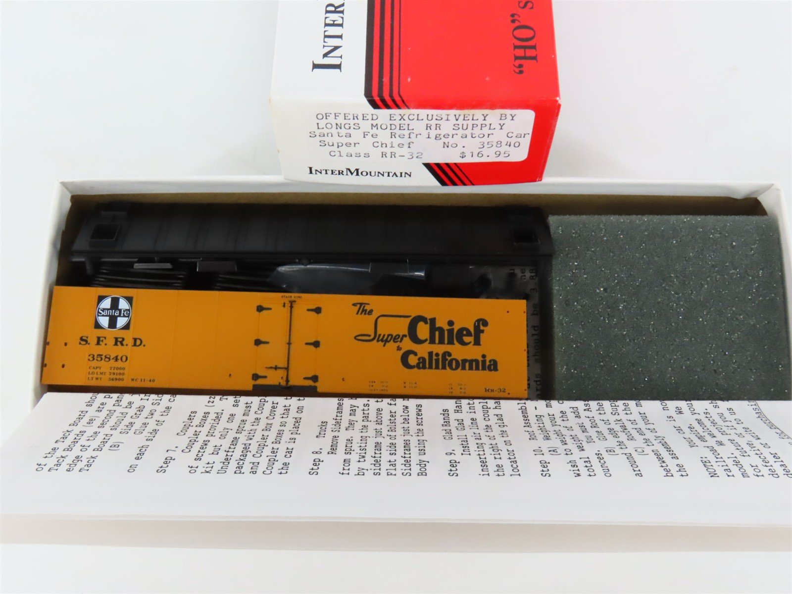 HO Scale InterMountain/Longs Model RR Supply Kit SFRD Super Chief Reefer #35840