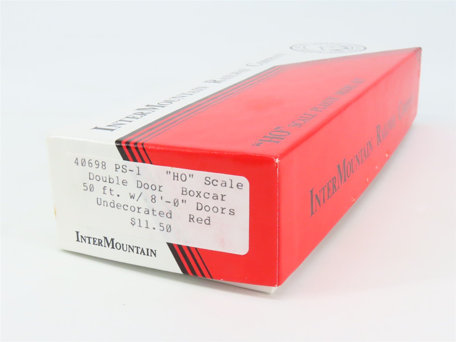 HO Scale InterMountain Kit 40698 Undecorated Red 50' Double Door Box Car
