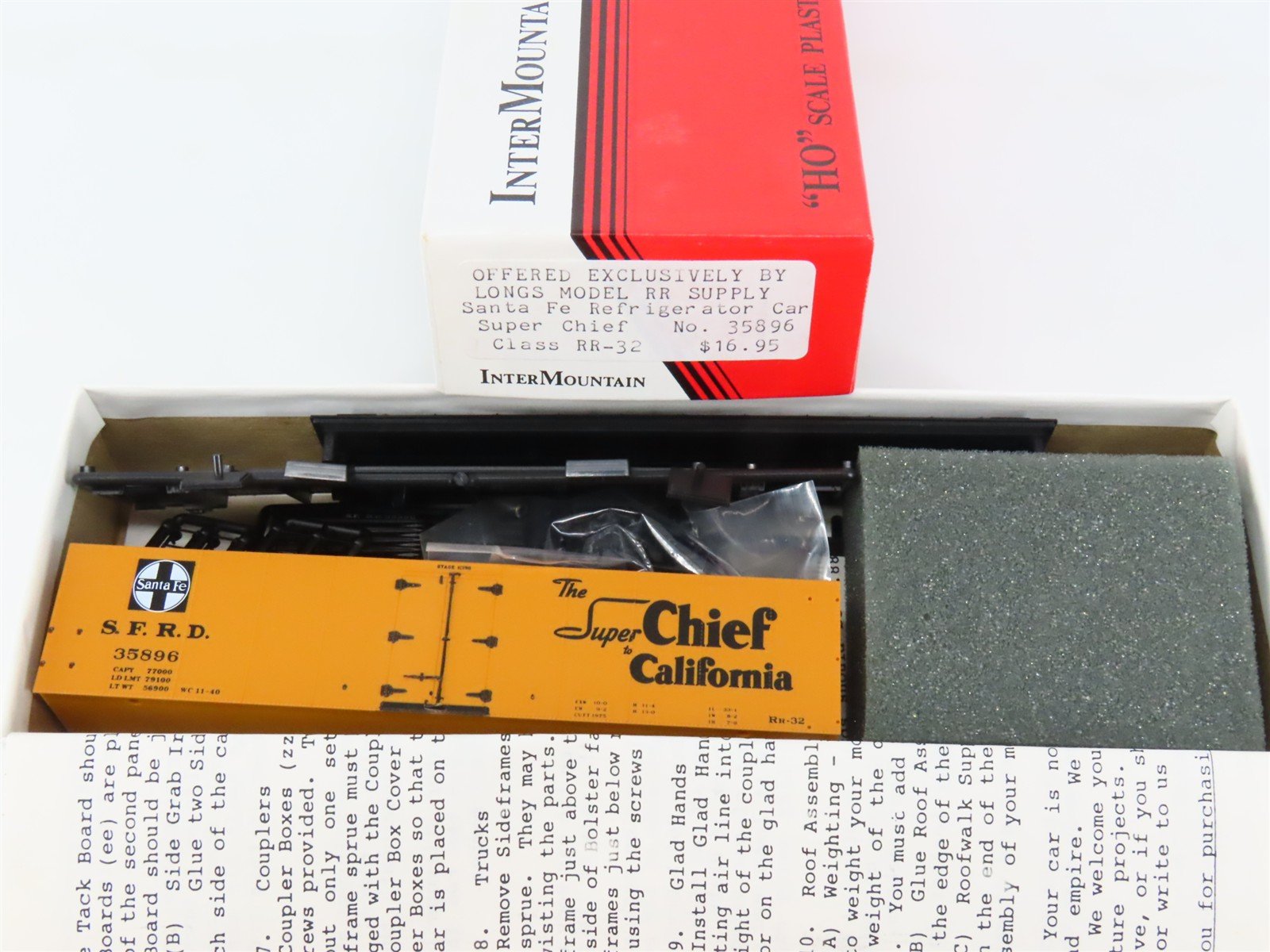 HO Scale InterMountain/Longs Model RR Supply Kit SFRD Super Chief Reefer #35896