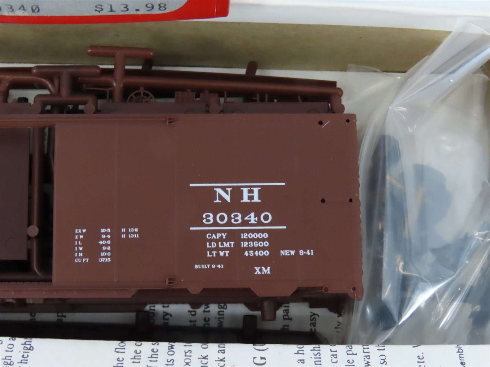 HO Scale IMWX Kit HOBNH340 NH New Haven 1937 AAR 40' Single Door Box Car #30340