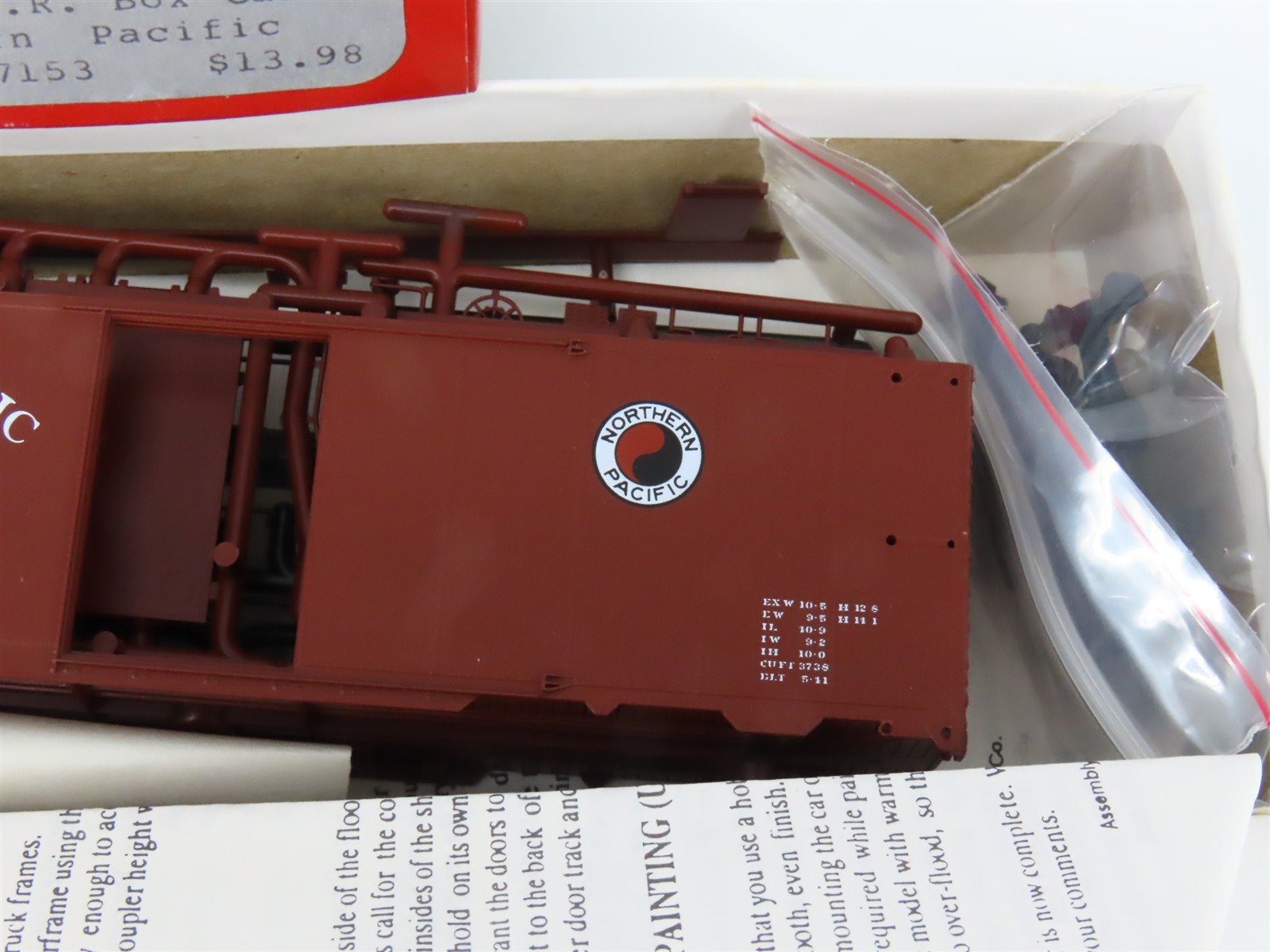 HO Scale IMWX Kit HOBNP153 NP Northern Pacific 1937 AAR Box Car #17153