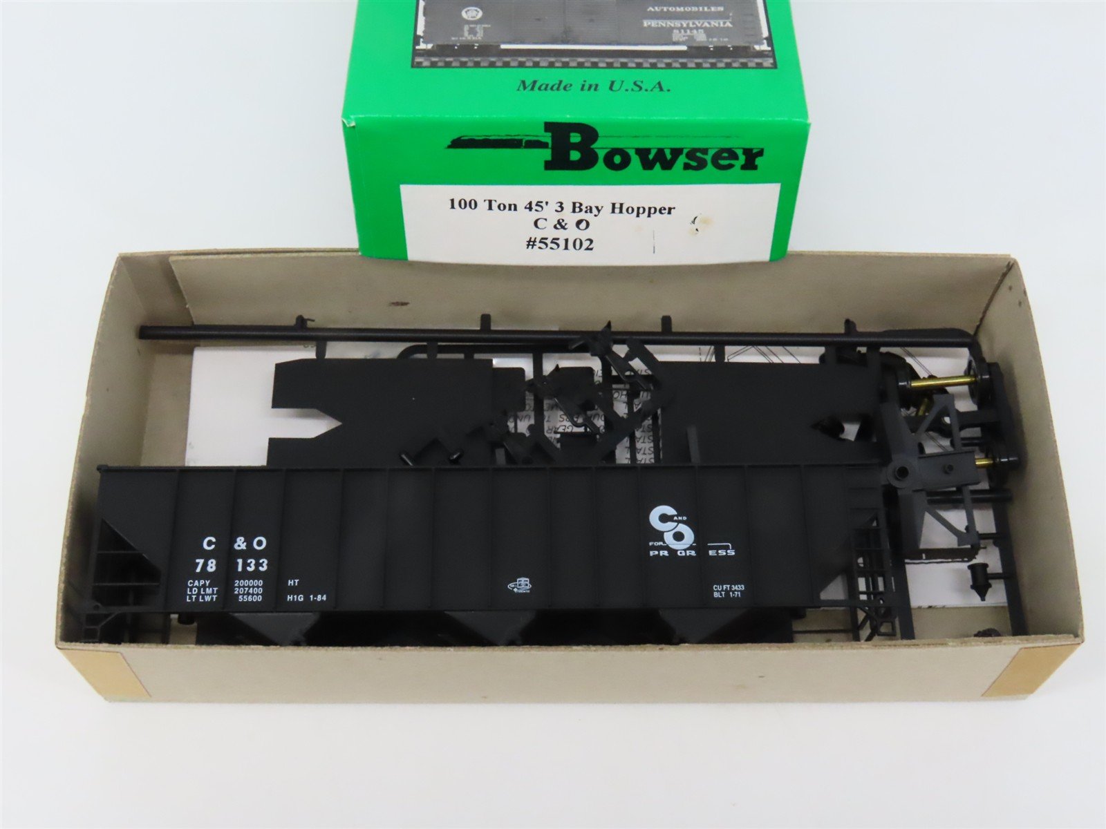 HO Scale Bowser Kit 55102 C&O Chesapeake & Ohio Progress 3-Bay Hopper #78133
