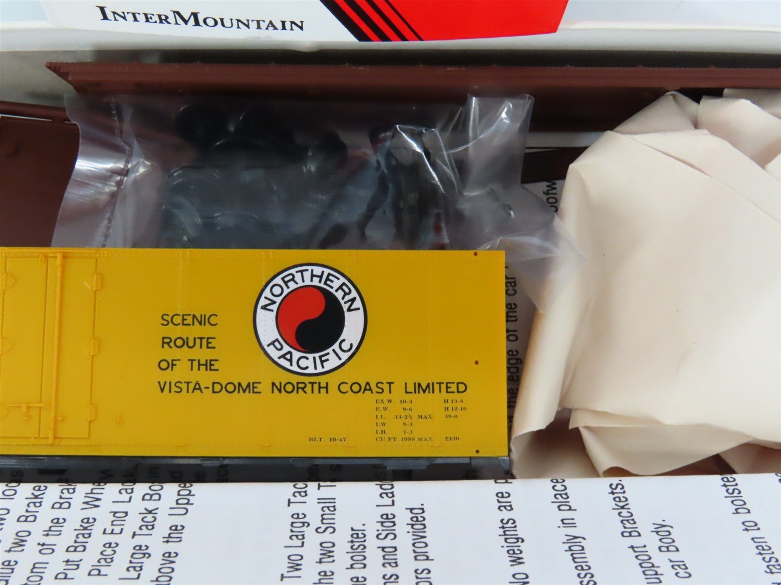 HO Scale InterMountain Kit 40502-05 NP Northern Pacific Ice Bunker Reefer #91120