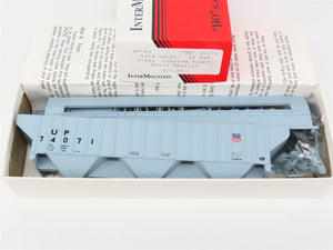 HO Scale InterMountain Kit UP-03 UP Union Pacific 3-Bay Covered Hopper #74071