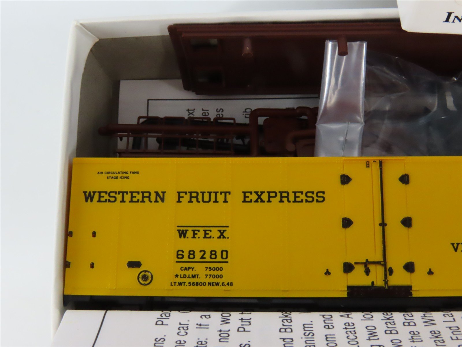 HO Scale InterMountain Kit 40505-09 GN WFEX Western Fruit Express Reefer #68280