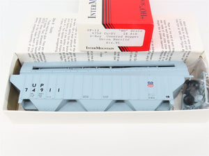 HO Scale InterMountain Kit UP-12 UP Union Pacific 3-Bay Covered Hopper #74911