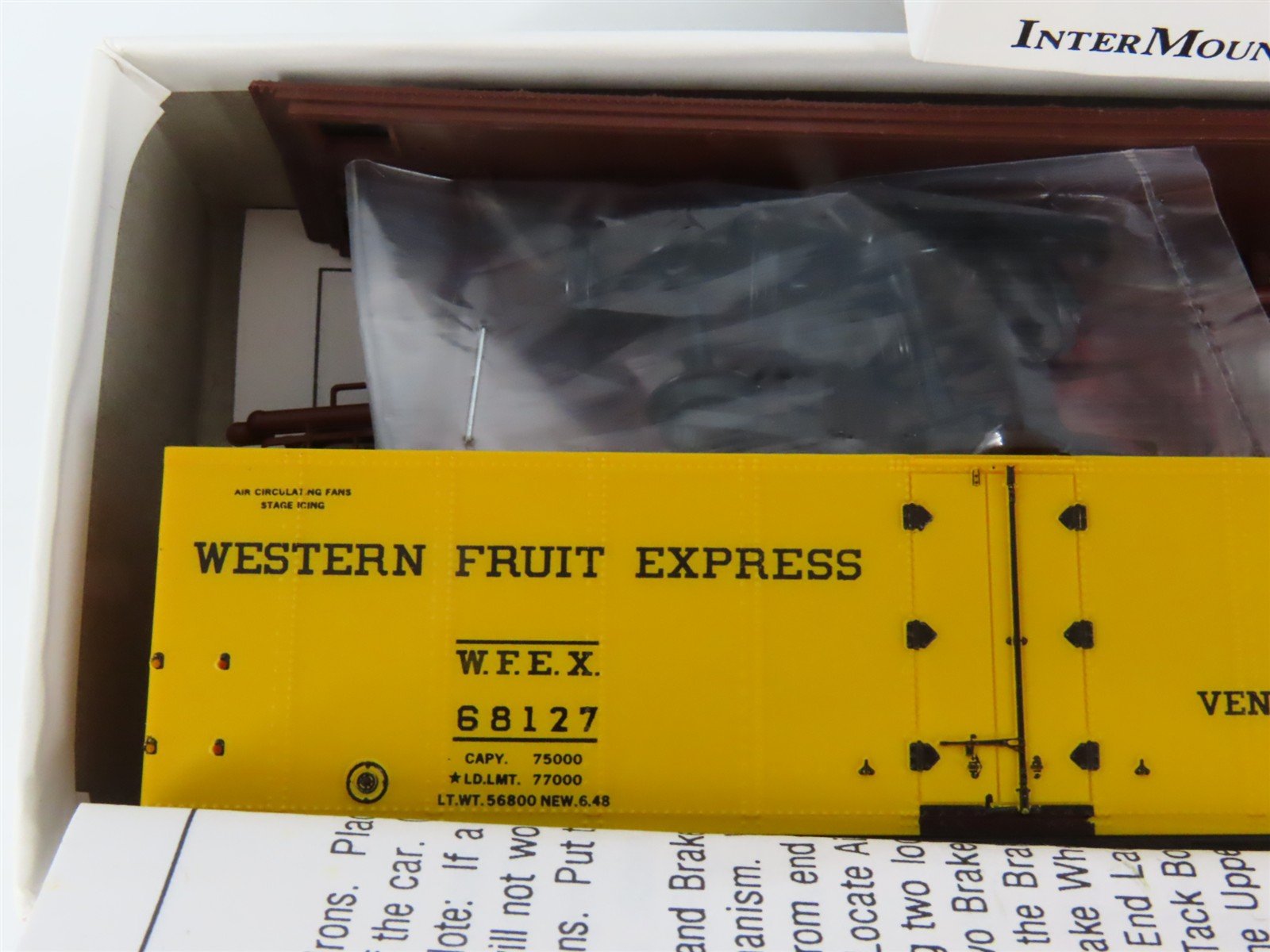 HO Scale InterMountain Kit 40505-04 GN WFEX Western Fruit Express Reefer #68127