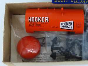 HO Scale Roundhouse Kit 3302 GATX Hooker Chemicals Shorty Tank Car #24925