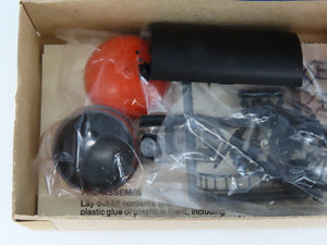 HO Scale Roundhouse Kit 3302 GATX Hooker Chemicals Shorty Tank Car #24912