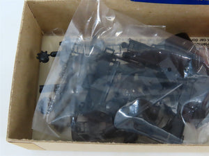 HO Scale Roundhouse Kit 3302 GATX Hooker Chemicals Shorty Tank Car #24951