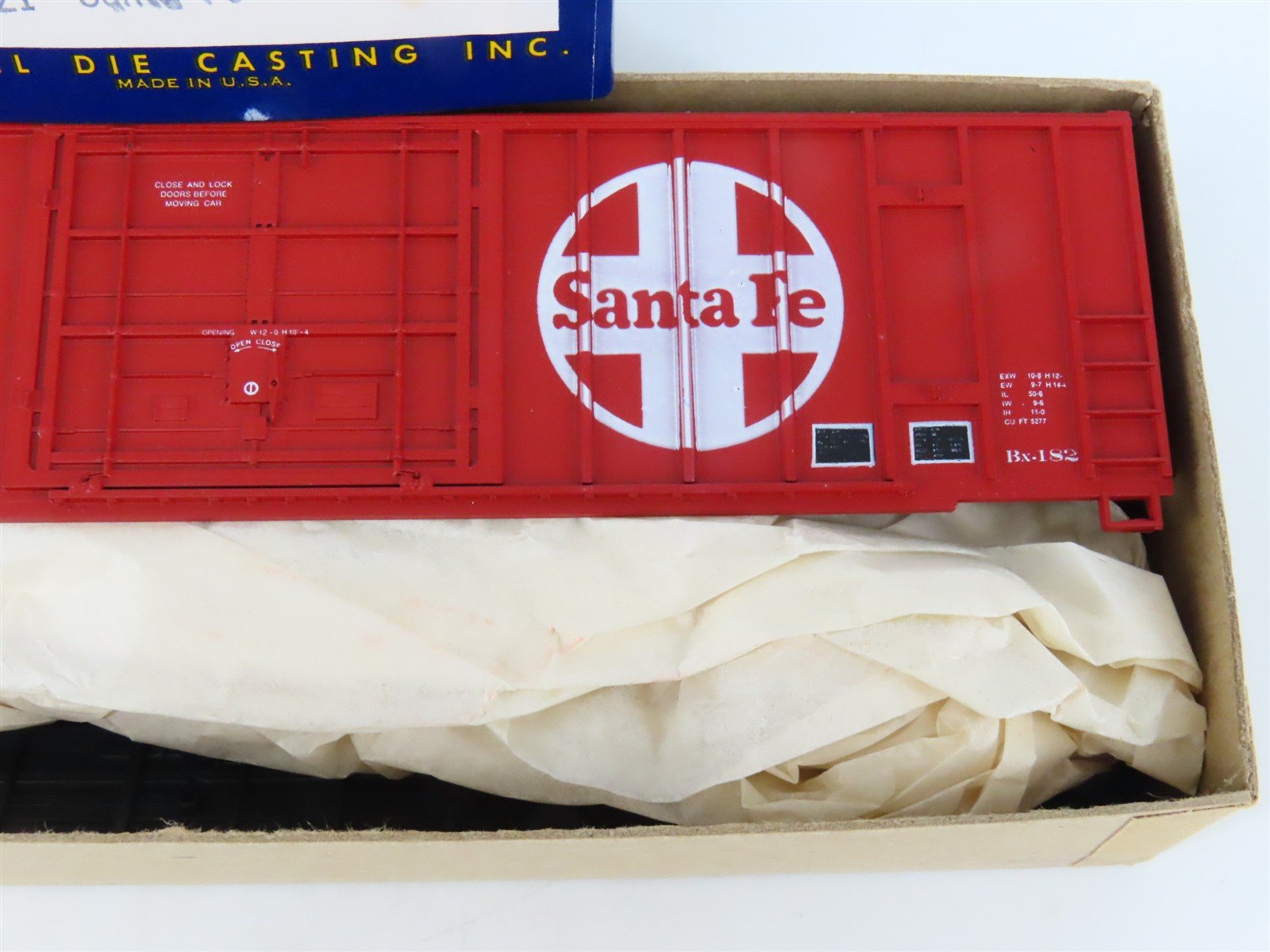 HO Scale Roundhouse Kit 3621 ATSF Santa Fe 50' Plug Door Box Car #151923