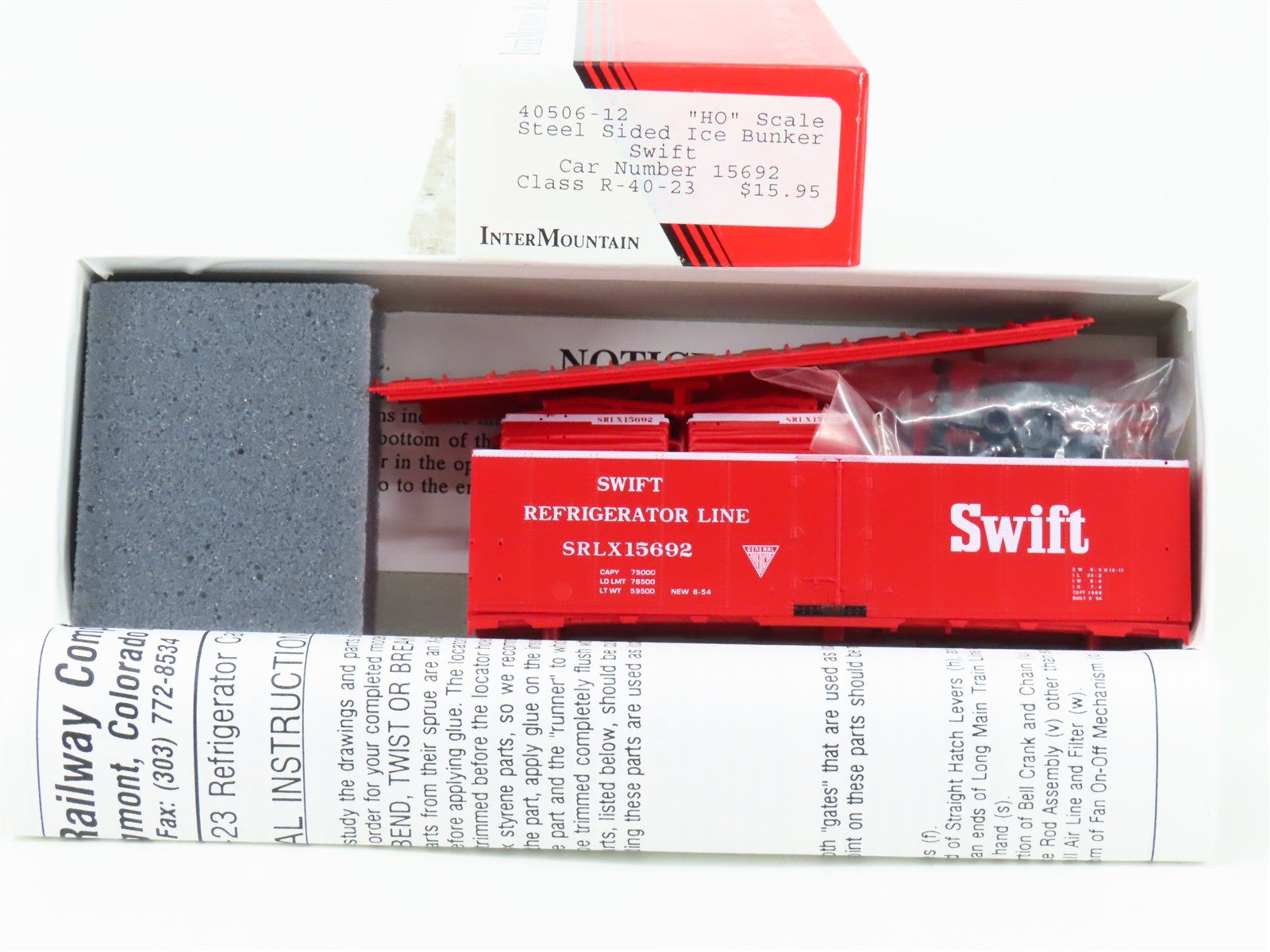 HO InterMountain Kit 40506-12 SRLX Swift Steel Sided Ice Bunker Reefer #15692