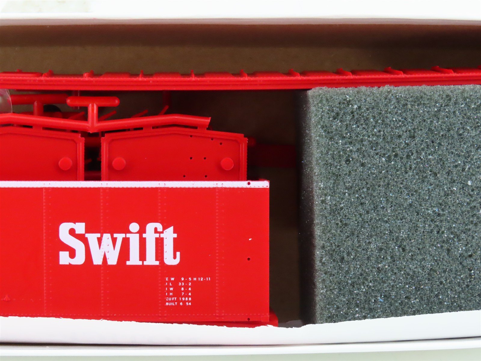 HO InterMountain Kit 40506-06 SRLX Swift Steel Sided Ice Bunker Reefer #15368