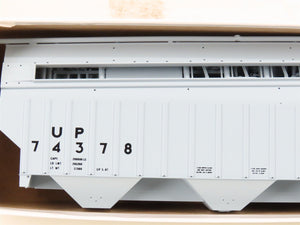 HO Scale InterMountain Kit UP-06 UP Union Pacific 3-Bay Covered Hopper #74378