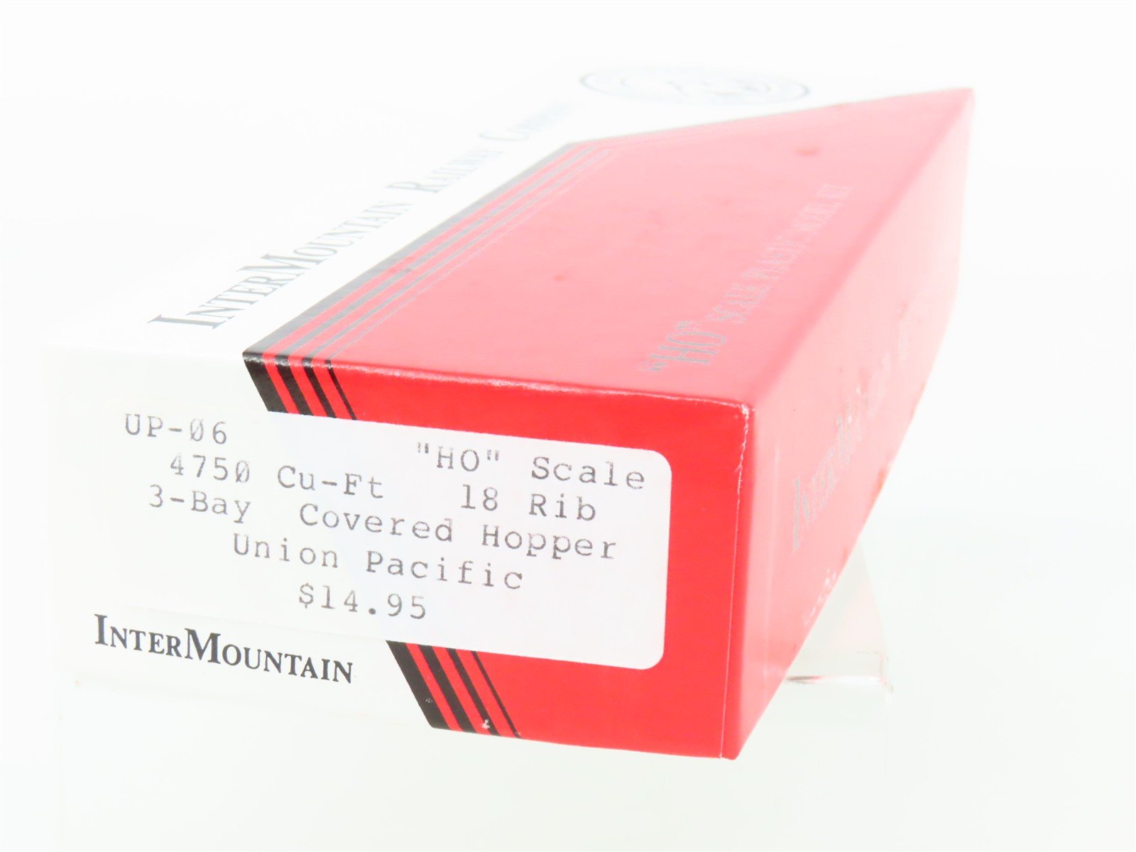 HO Scale InterMountain Kit UP-06 UP Union Pacific 3-Bay Covered Hopper #74378