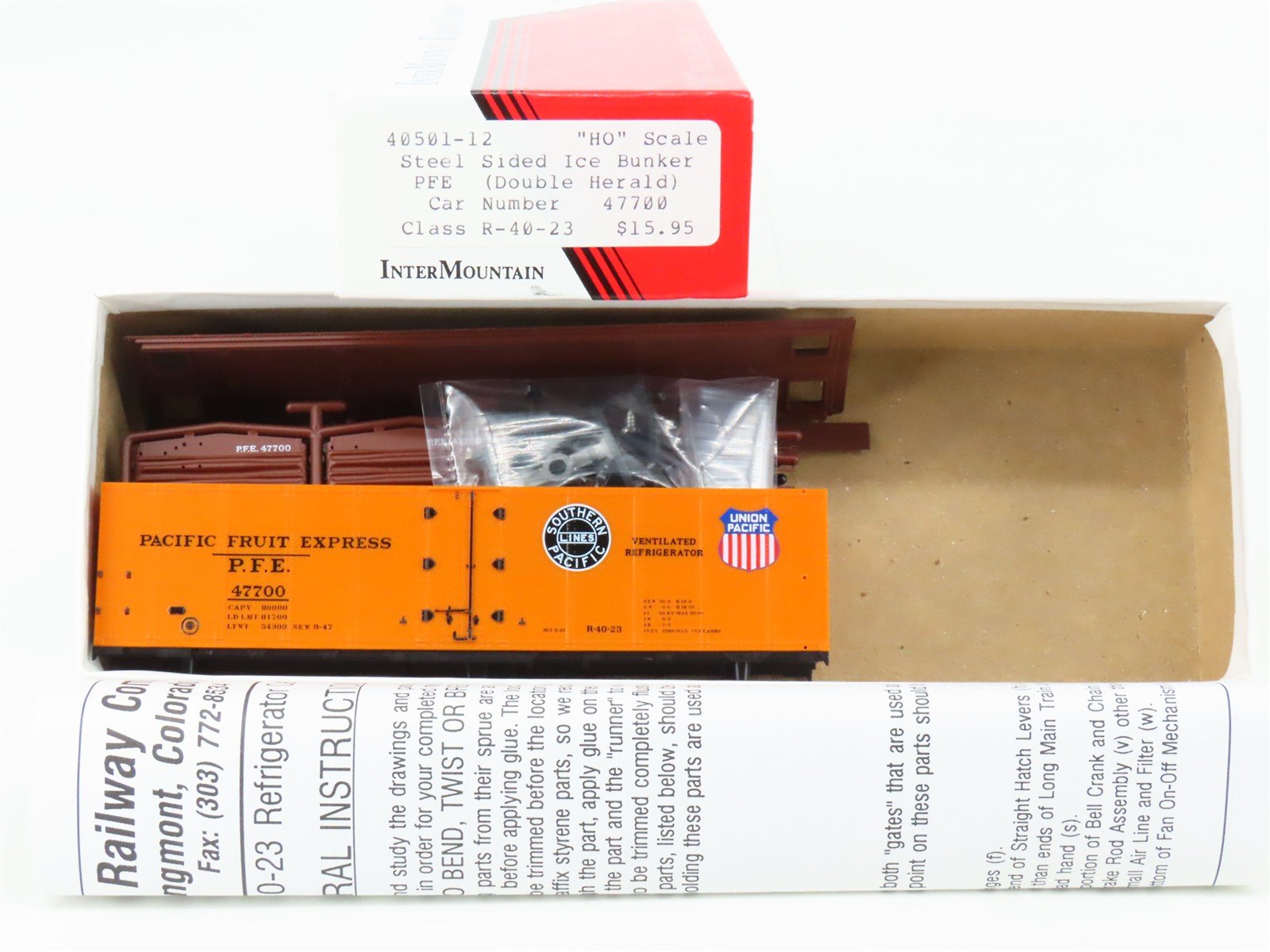 HO Scale InterMountain Kit 40501-12 SP UP PFE Pacific Fruit Express Reefer 47700