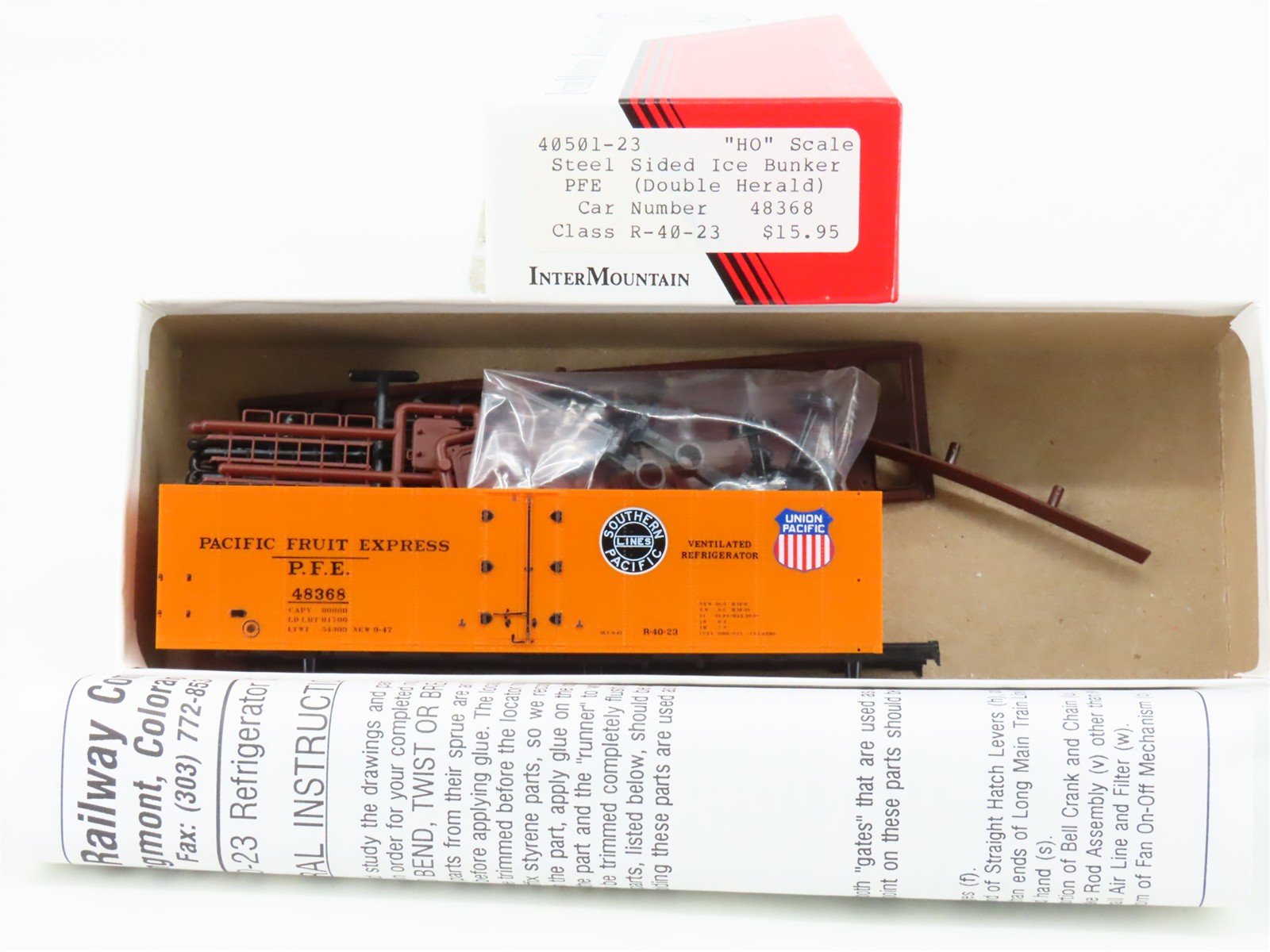 HO Scale InterMountain Kit 40501-23 SP UP PFE Pacific Fruit Express Reefer 48368