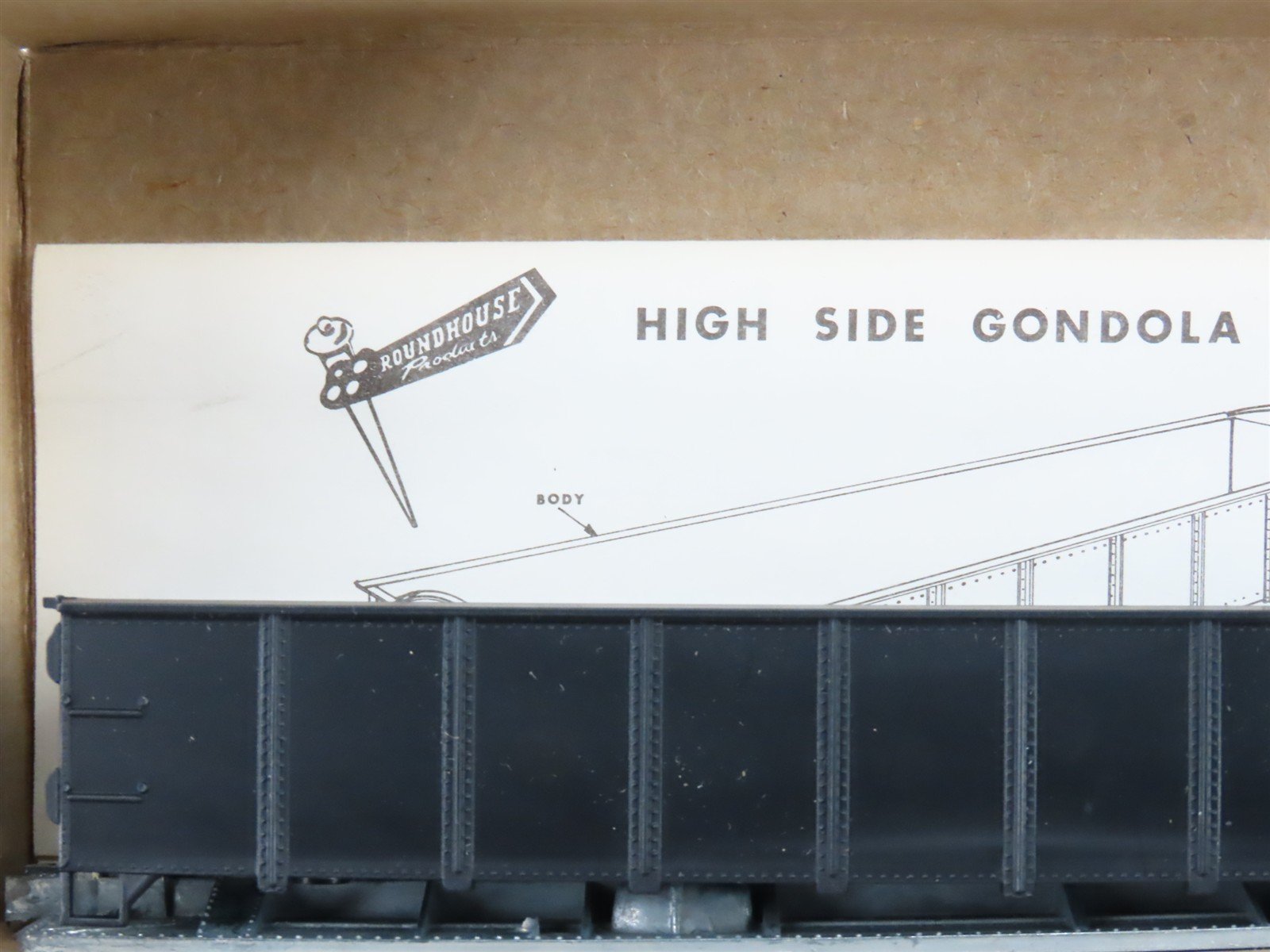 HO Scale Roundhouse Kit 1340 Black Unlettered High Side Gondola