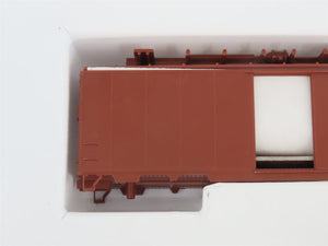 HO Scale Front Range Kit #4700 Undecorated 40' Single Door Box Car