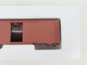 HO Scale Front Range Kit #4800 Undeocrated 40' Single Door Box Car