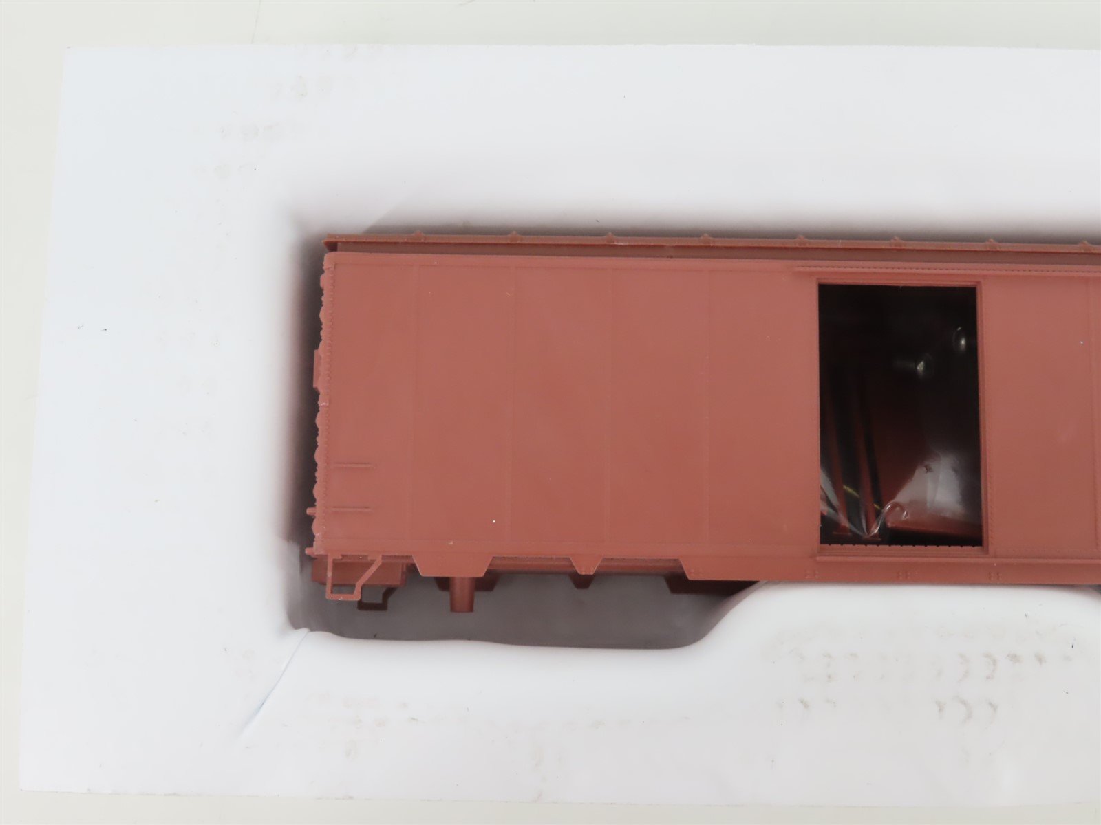 HO Scale Front Range Kit #4800 Undecorated 40' Single Door Box Car