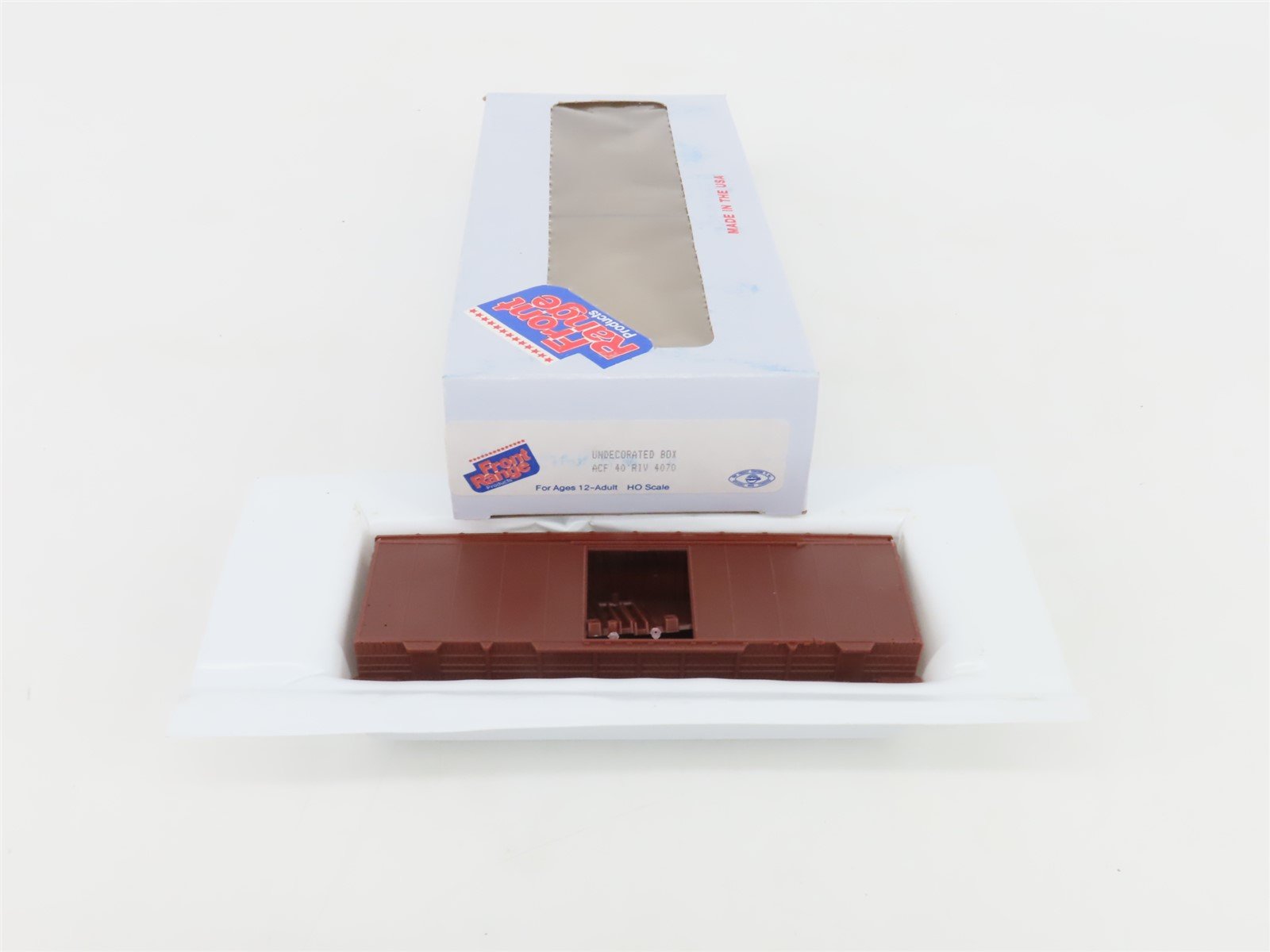 HO Scale Front Range Kit #4070 Undecorated 40' Single Door Box Car