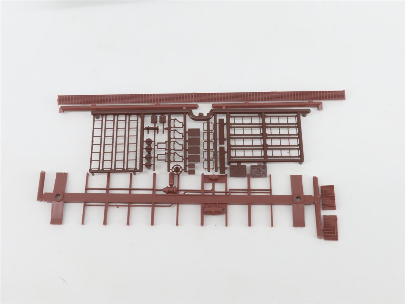 HO Scale Front Range Kit #5000 Undecorated 50' Single Door Box Car