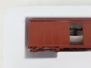 HO Scale Front Range Kit #4700 Undecorated 40' Single Door Box Car