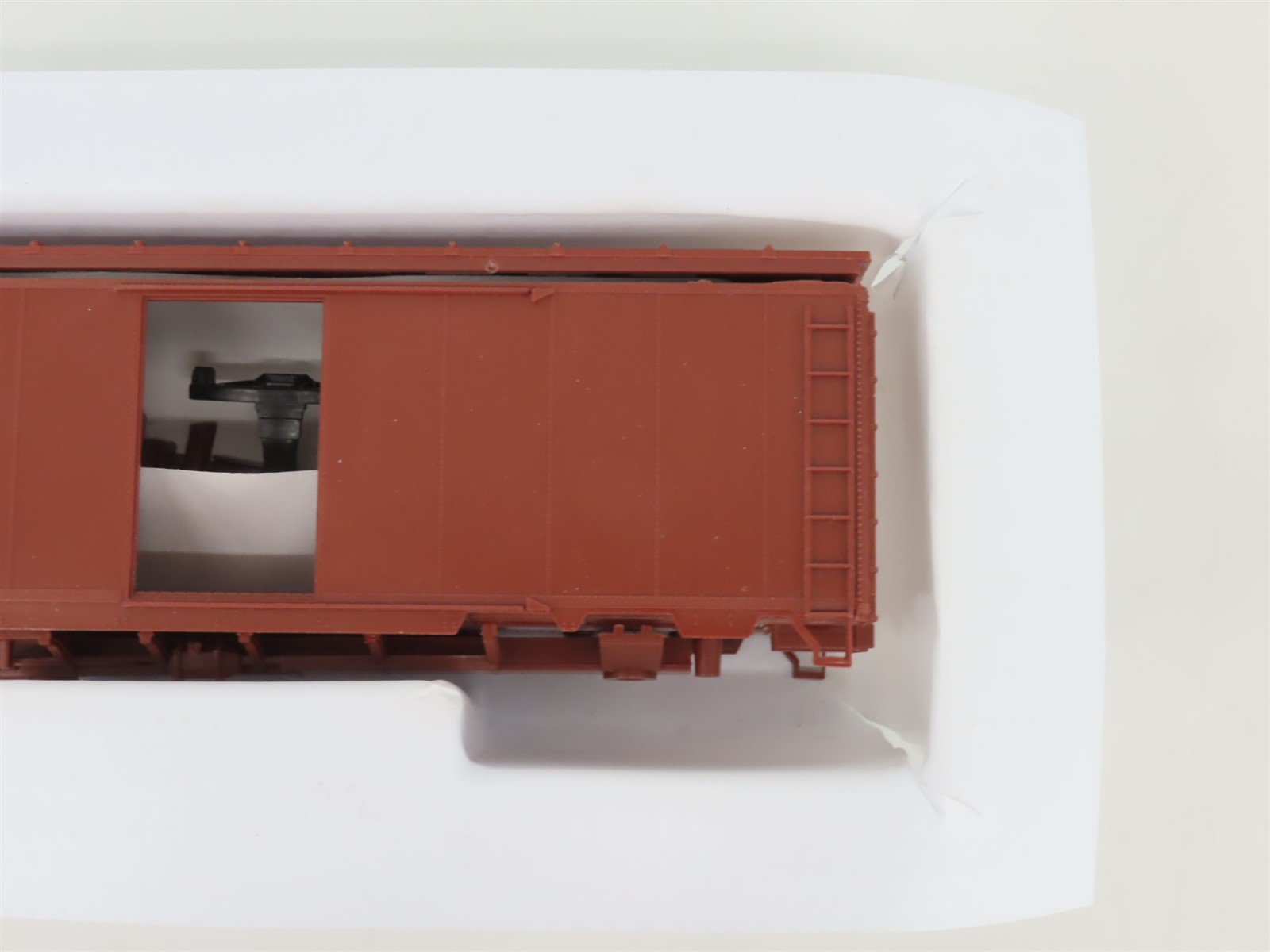 HO Scale Front Range Kit #4700 Undecorated 40' Single Door Box Car