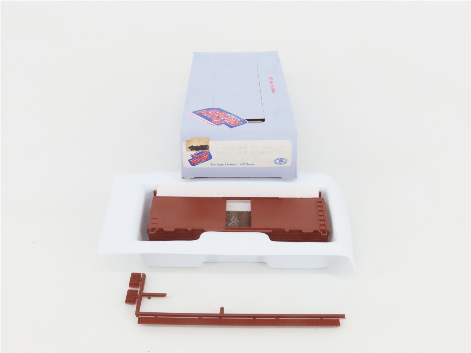 HO Scale Front Range Kit #4700 Undecorated 40' Single Door Box Car