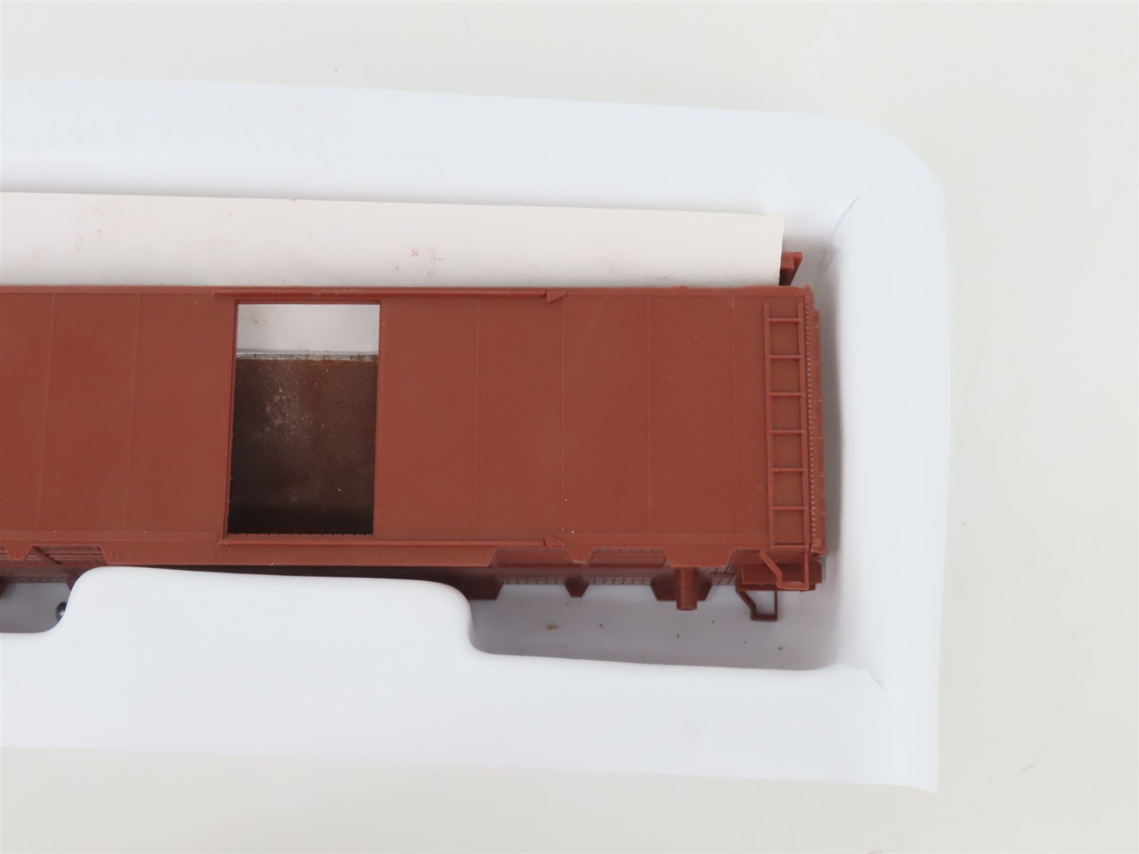 HO Scale Front Range Kit #4700 Undecorated 40' Single Door Box Car