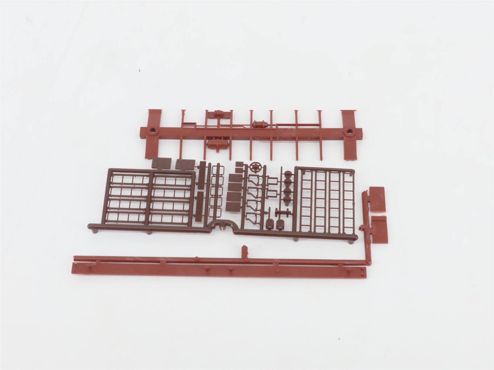 HO Scale Front Range Kit #4070 Undecorated 40' Single Door Box Car