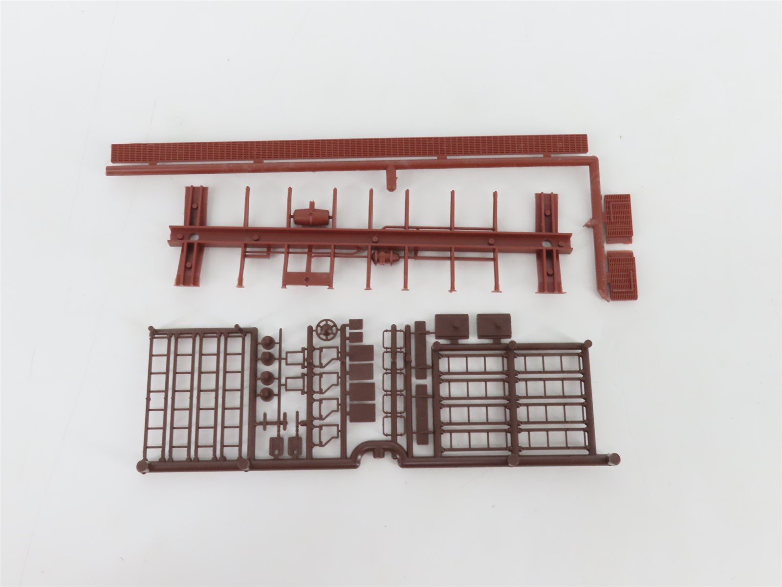 HO Scale Front Range Kit #4070 Undecorated 40' Single Door Box Car