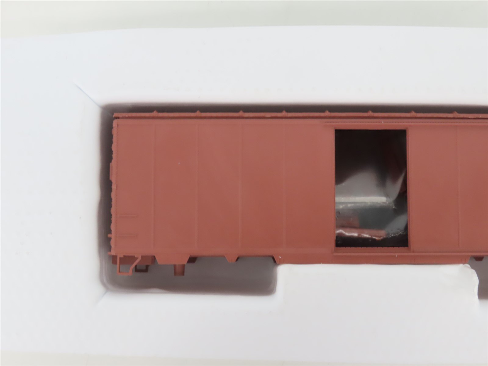 HO Scale Front Range Kit #4800 Undecorated 40' Single Door Box Car