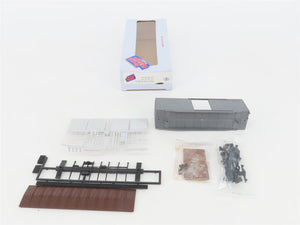 HO Scale Front Range Kit #4070 Undecorated Single Door 40' Box Car