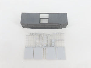 HO Scale Front Range Kit #4070 Undecorated 40' Single Door Box Car