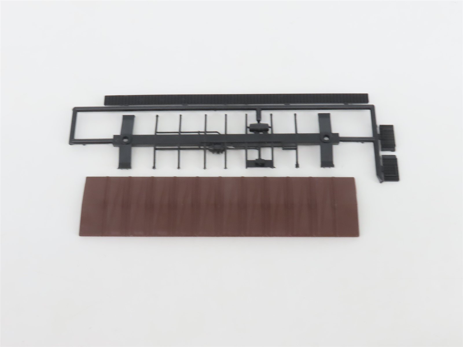 HO Scale Front Range Kit #4070 Undecorated 40' Single Door Box Car