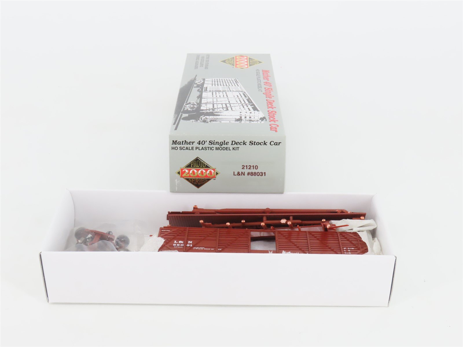 HO Scale PROTO 2000 Kit #21210 L&N Louisville & Nashville 40' Stock Car #88031
