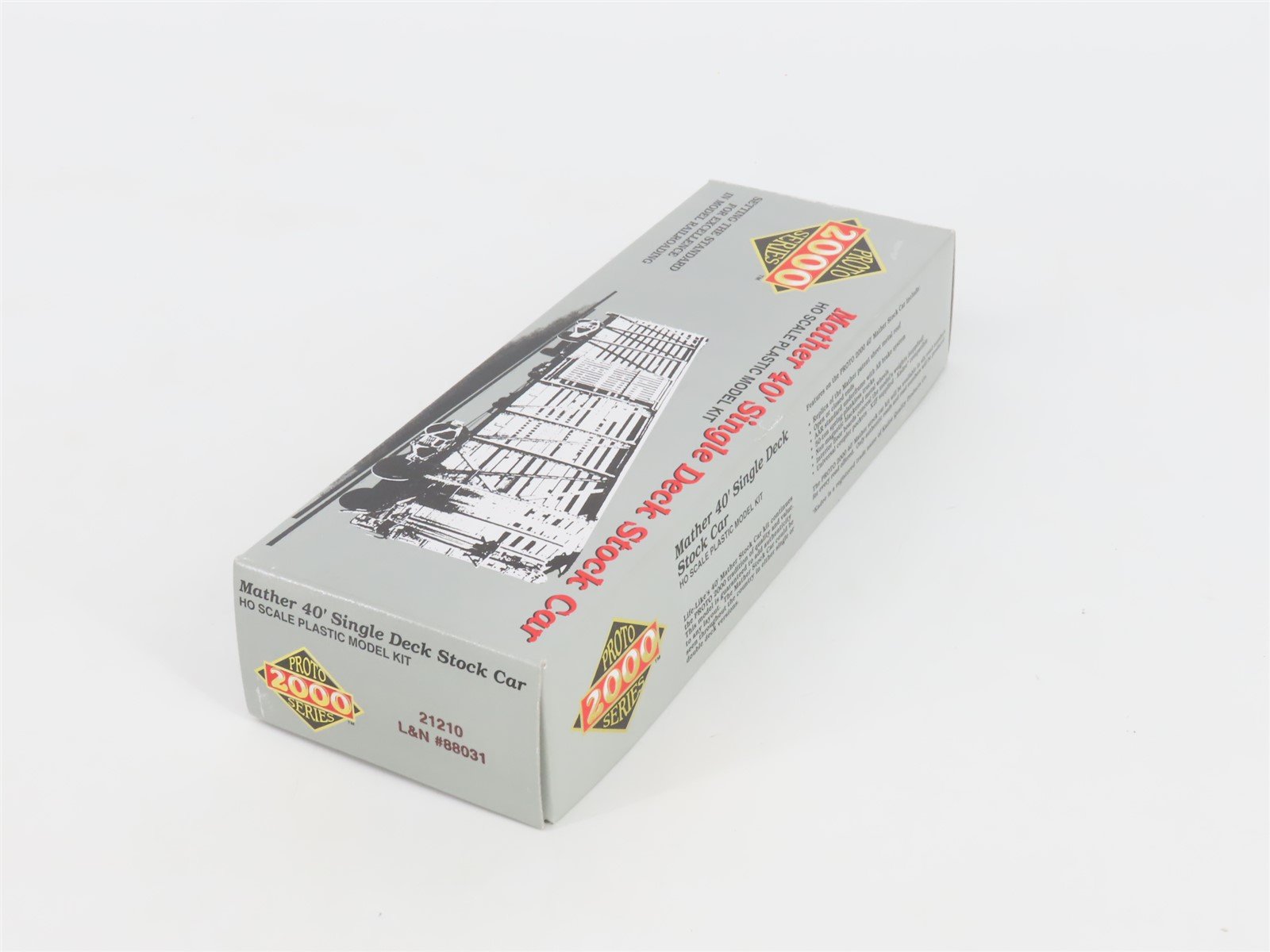 HO Scale PROTO 2000 Kit #21210 L&N Louisville & Nashville 40' Stock Car #88031