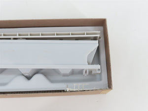 HO Scale Front Range Kit #4300 Undecorated 3-Bay Covered Grain Hopper Car