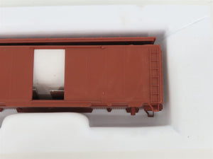HO Scale Front Range Kit #4700 Undecorated 40' Single Door Box Car