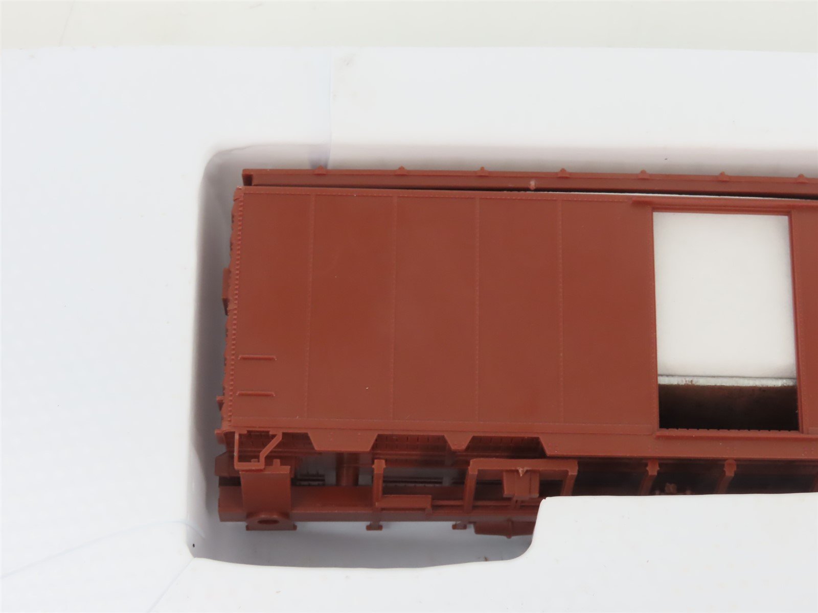 HO Scale Front Range Kit #4700 Undecorated Single Door 40' Box Car