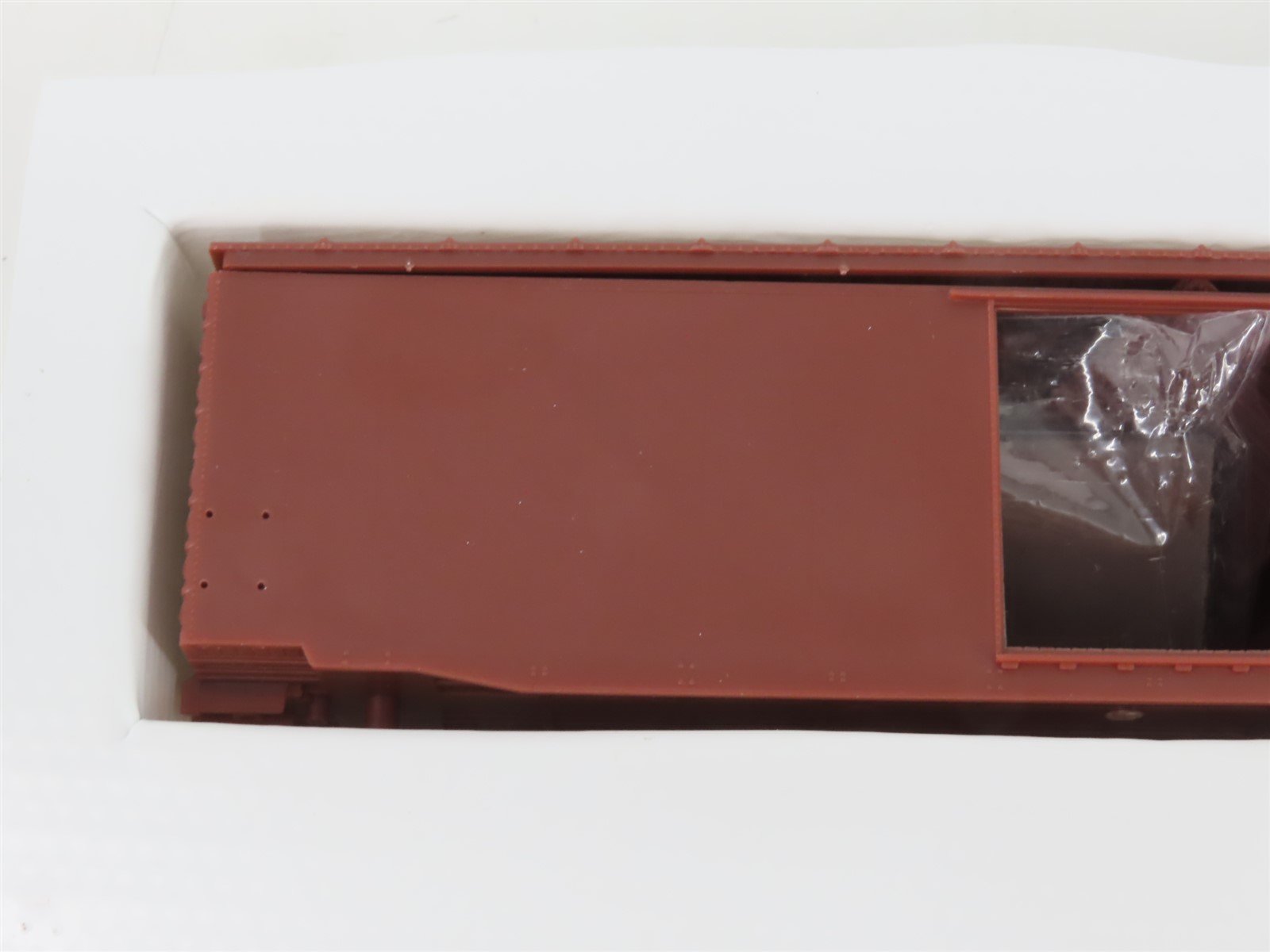 HO Scale Front Range Kit #5000 Undecorated 50' Single Door Box Car